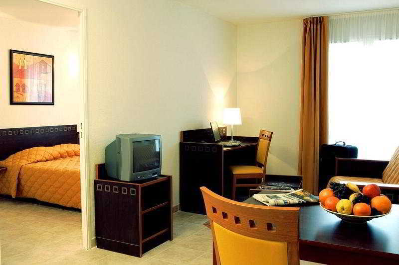 Aparthotel Adagio Access Nice Garibaldi Kültér fotó